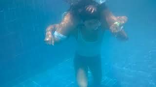 Underwater fight 2 girls (request video)