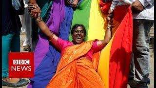 India gay sex ruling: Celebrations after court makes gay sex legal - BBC News