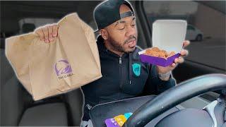 Trying Taco Bells NEW Chicken Nuggets (& BEST Order)