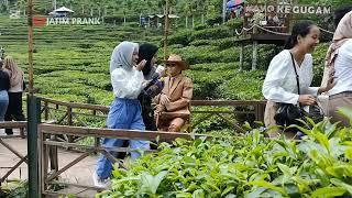 Patung usil - human statue prank - scary human #jatimprank