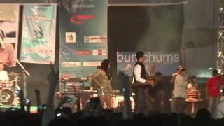 Ainvaye Ainvaye loot gaya by Salim-Sulaiman at SVNIT.MTS