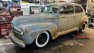 47 Ford Build. Stainless Trim, Power Windows and Moon Discs