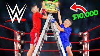 WWE MOVES IN THE RING - LADDER MATCH