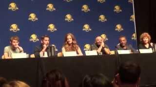 Once Upon A Time panel Dragon Con 2014 Sean Maguire Beverley Elliott Robbie Kay Lee Arenberg