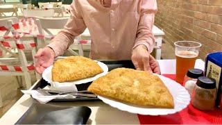 CHEBUREK_Makanan Traditional Rusia| Чебуреки в Чебуречная СССР в Москве| Eating Russian Chevureki