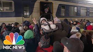 Engel: Terrified Crowds Rush To Kyiv Train Station To Escape City