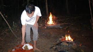 SENDIRI BERMALAM DI RUMAH POHON WIRTA KUNIL KUNIL LANJUTKAN AKTIFITAS KESEHARIAN DI HUTAN