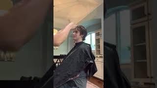 (Future) Billionaire gets mullet cut dominated by mother