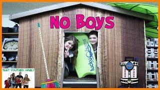 Boys vs Girls Fort Wars - No Boys Allowed! / That YouTub3 Family