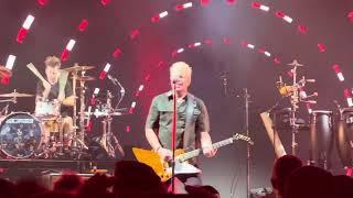 TheOffspring - Blitzkrieg Bop (Ramones cover) live in Cleveland 2023.08.22.