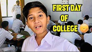 My First Day of College!| Vampire YT