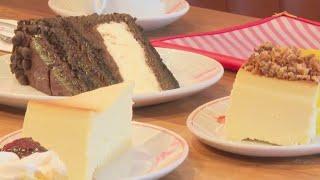 Junior's Restaurant celebrates National Cheesecake Day