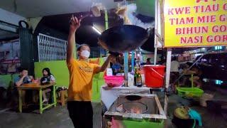 Awesome PONTIANAK Street Food West Borneo - Indonesia |  Vlog