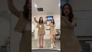 Becky️Posted Tiktok Trending Video With Freen/Freen Becky Together#freenbeck#freen #beckyarmstrong