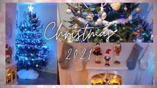 VLOGMAS CHOOSING & DECORATING MY REAL CHRISTMAS TREE 2021 | Clare Walch