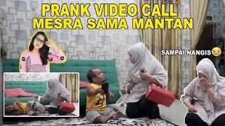 NGAKAK !! UCOK BABA KEPERGOK ISTRINYA VIDEO CALL MESRA DENGAN MANTANNYA  