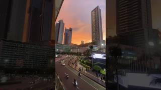 cantiknyaaaa #jvkegoldenhour #goldenhour #sunset #bundaranhotelindonesia #jakarta #views