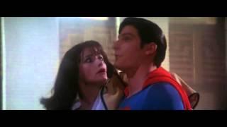 Superman Saves Lois - Superman the Movie (1978)