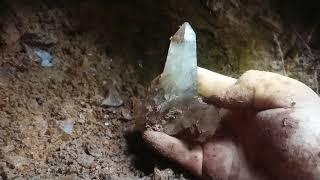 2021鉱物採集動画～素晴らしい水晶ガマ(晶洞・great crystals pocket)～①