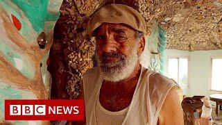 Hermit in Israel faces eviction from beachside cave home – BBC News