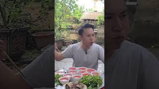 đang ăn tiết canh mà ngơ ngác #shorts (4)