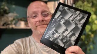 Why I Chose The Kindle Paperwhite (Signature Edition) Over Kindle Oasis!