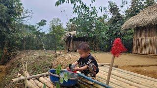 Single mother, 17 years old, has a happy life with the help of her uncle, Ly Tieu Anh