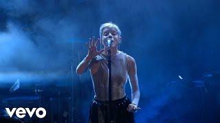 Aurora - Under the Water (Live on the Honda Stage)