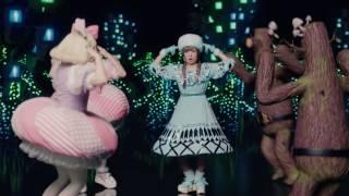 Kyary Pamyu Pamyu - HARAJUKU IYAHOI(きゃりーぱみゅぱみゅ - 原宿いやほい) Official Music Video