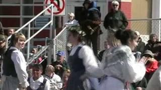 The Weavers & the Maypole Dance - Traditional Swedish Dance