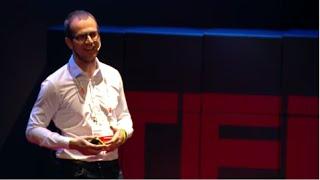 Il Digitale non esiste! Il ruolo della Digital Transformation | Alessandro Rimassa | TEDxPadova