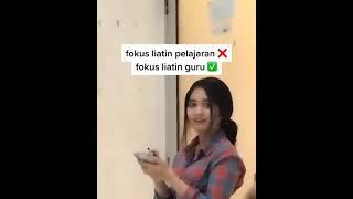 fokus liatin ibu guru cantik..#viral