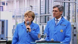 Bundeskanzlerin Merkel besucht die „Digitale Fabrik“