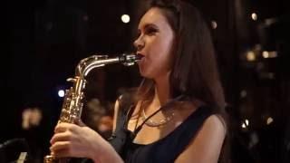 Vibrant Multilingual Latin Jazz Pop Band Featuring Marvellous Female Sax Player