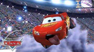 Cars | Flash McQueen esquive les voitures | Disney BE