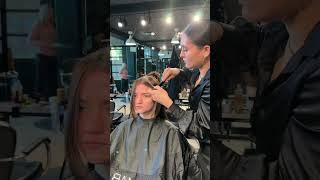 Watch me cut curtain bangs #haircutting #slidecutting #hairstyle #hairstylist #cosmetology