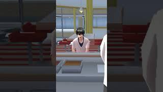 Suprise  #comedy#emugaming #emugamer #sakuraschoolsimulator #roblox  #funny