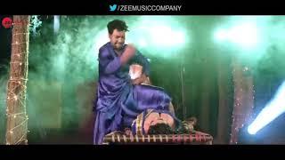 Hot Amarpali Dubey sexy video with Nirahua on the basis of their Romance........