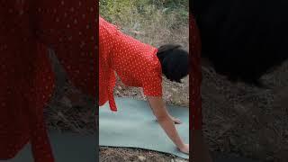 Evelina's yoga in the forest #stretching #yoga