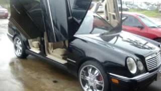 Cottage Hill Customs Transformer Benz With 4 lambo doors