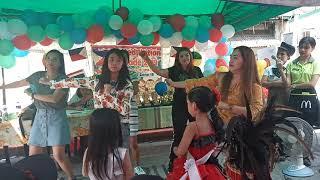 dancing haypa w/ my co-mommies at day care center