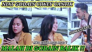 PENGAMEN GANTENG BIKIN HATI SI CANTIK BERDEBAR DEBAR 