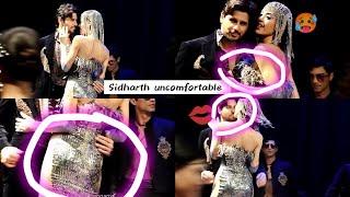 Sidharth Malhotra Uncomfortable  |  Alicia kaur | fashion show | sidharth Malhotra | Kiara Advani |