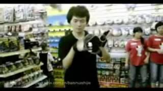 Luo Yi Cheng's Freestyle in a YoYo Shop