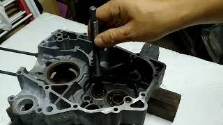 How to remove blind bearing on crankcase