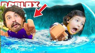 FELAKET TSUNAMİ GELİYOR! YÜSRA İLE TSUNAMİDEN KAÇIYORUZ  Roblox Tsunami Disaster Survival