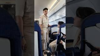 Pramugara Ganteng dan Pramugari Cantik Super Air Jet lagi ketemu dalam Satu Penerbangan 