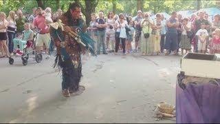 Видео выступления индейцев в Таллине. Снял Sergey Vitalich