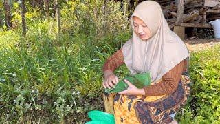 POTRET KEHIDUPAN GADIS DESA SUPER CANTIK RELA PUTUS SEKOLAH DEMI HIDUPIN NENEK DAN KEDUA ADIKNYA