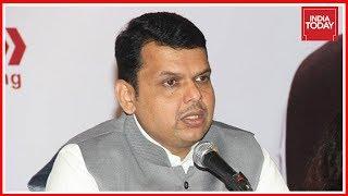 Devendra Fadnavis Responds To Farmers Protest ; Assures Loan Waivers